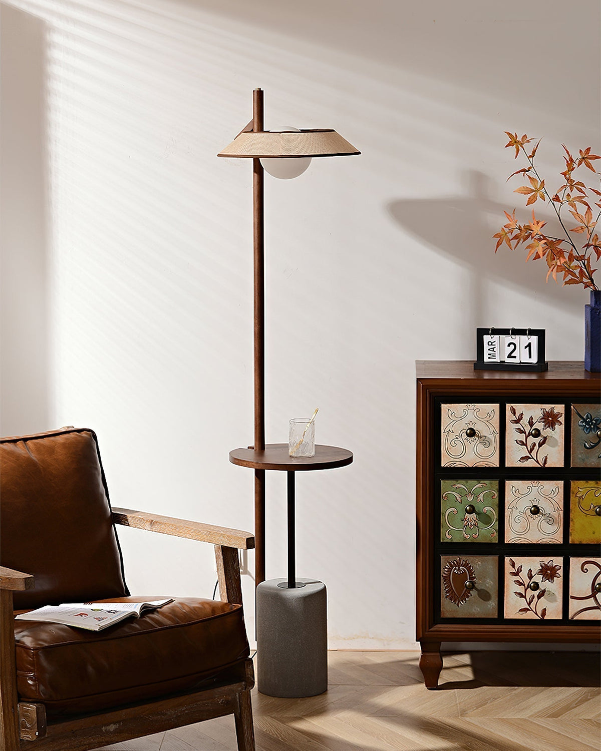 Mirz lampada da terra minimalista in legno di Noce