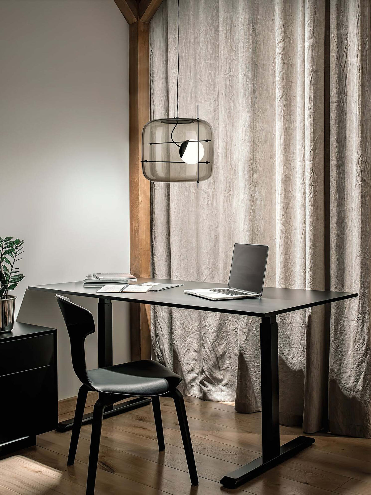 Ivex lampada a sospensione in vetro contemporanea