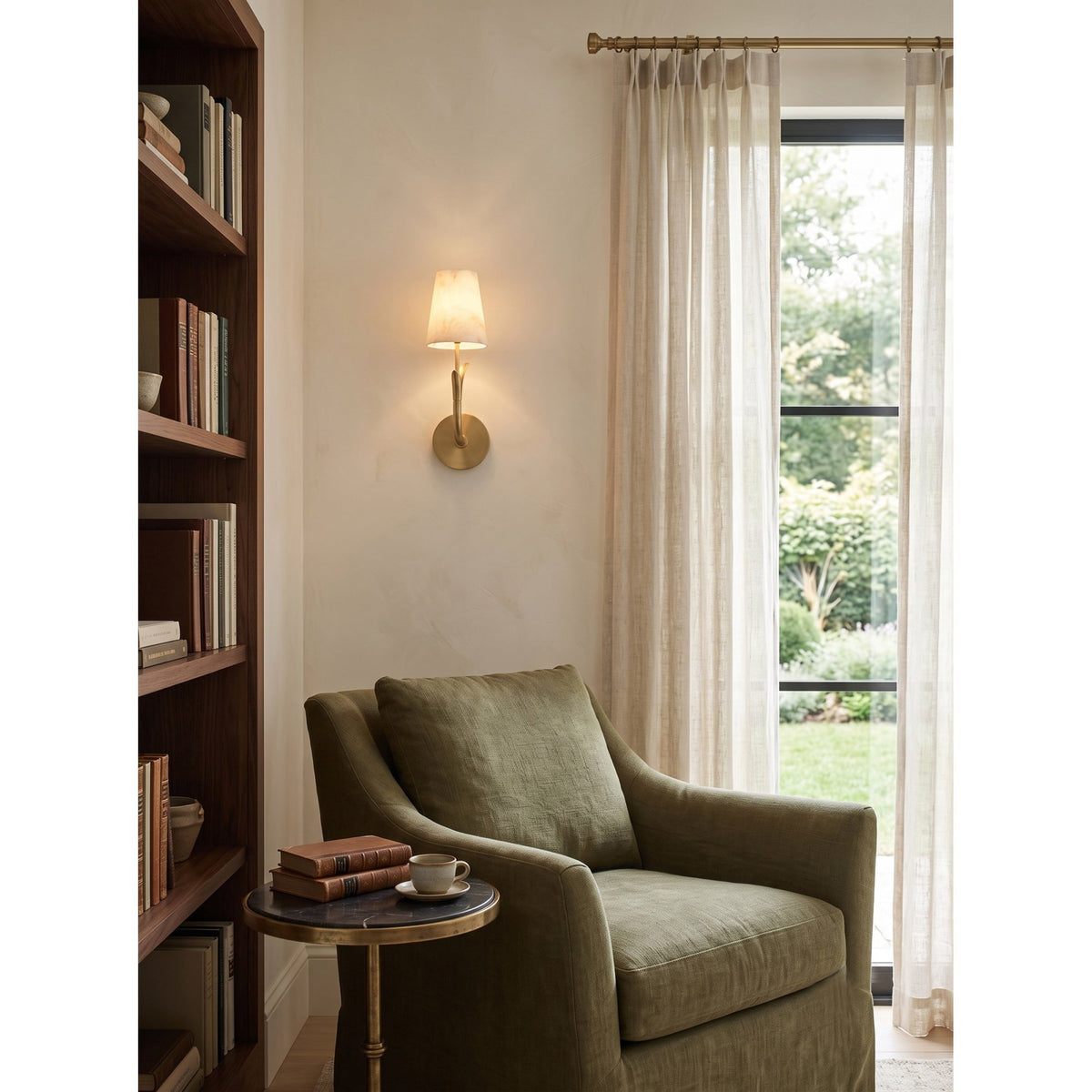 Luminella applique