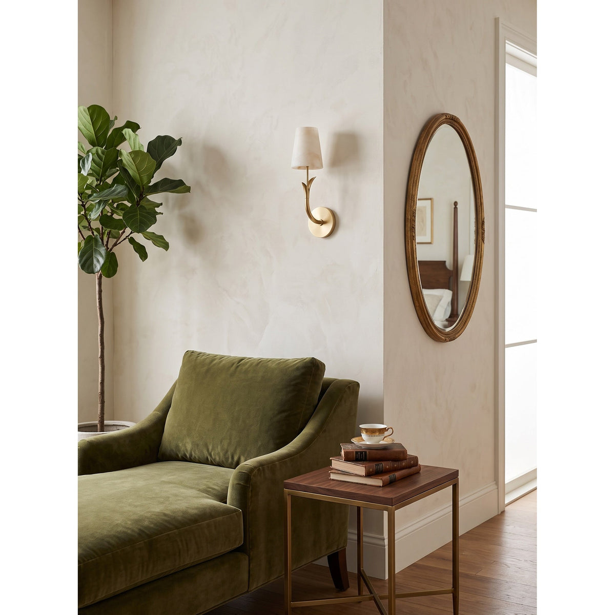 Luminella applique