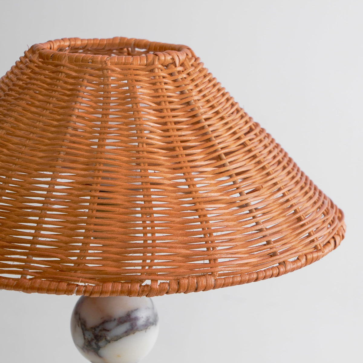 Rate lampada da tavolo