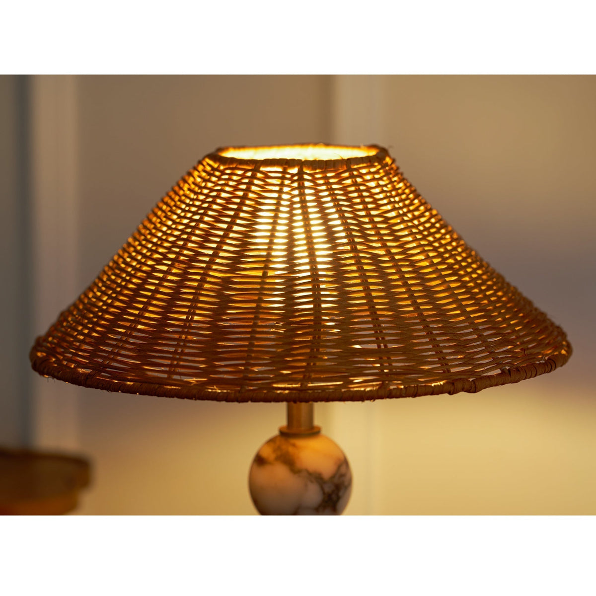 Rate lampada da tavolo