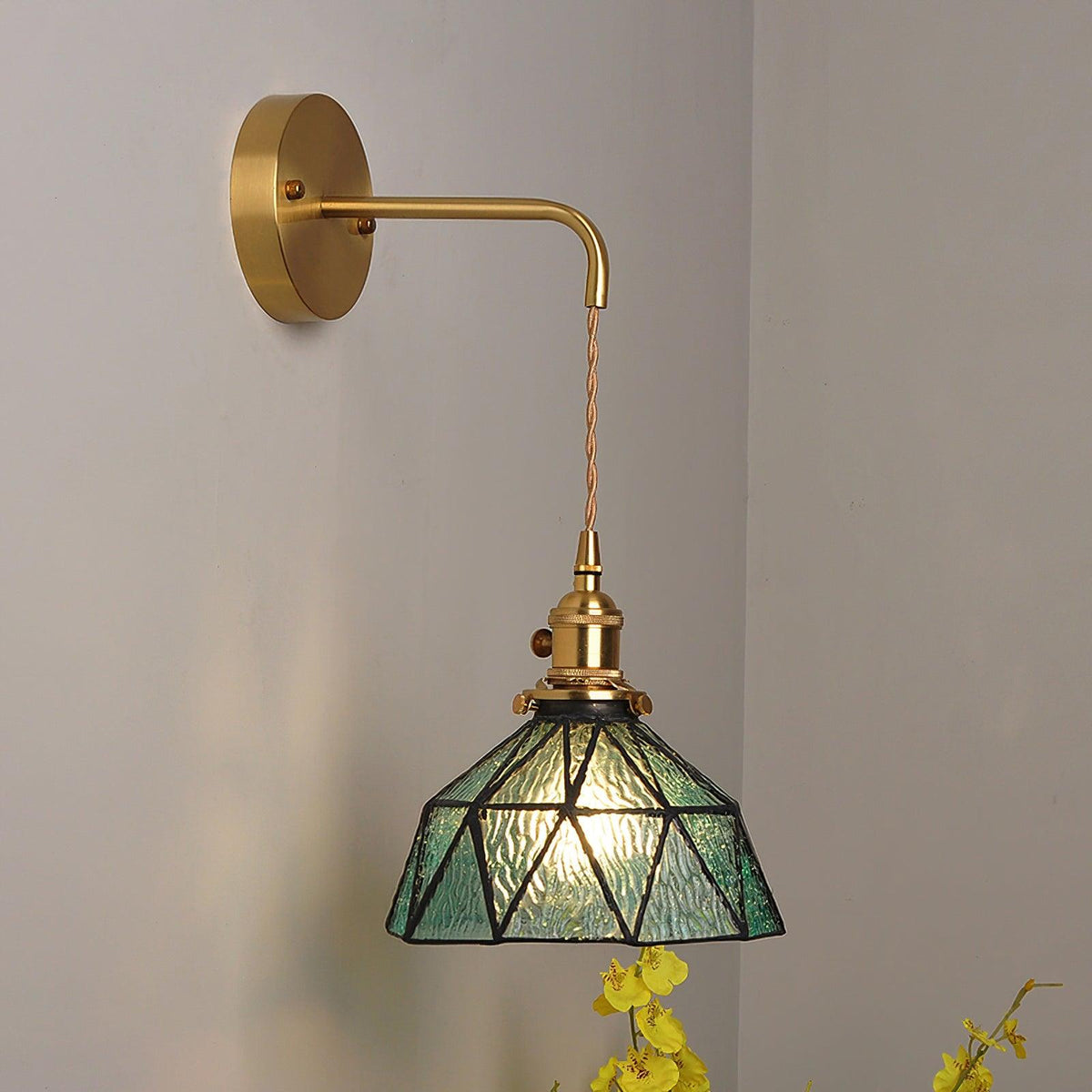 Noranella applique