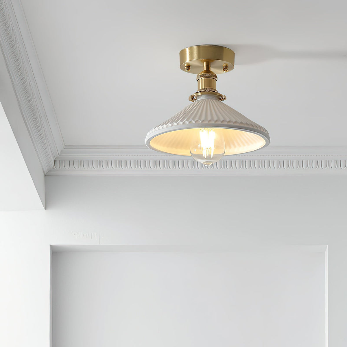 Belmont lampada da soffitto vintage in ottone e ceramica