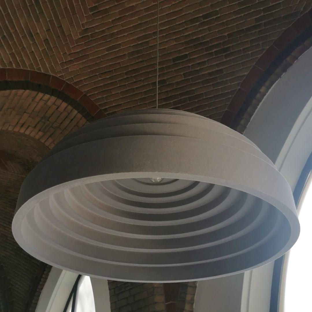 Lisken lampada a sospensione in resina Nordic Art Field