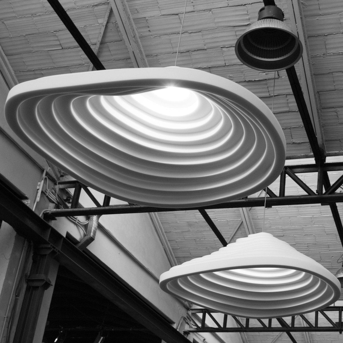 Lisken lampada a sospensione in resina Nordic Art Field