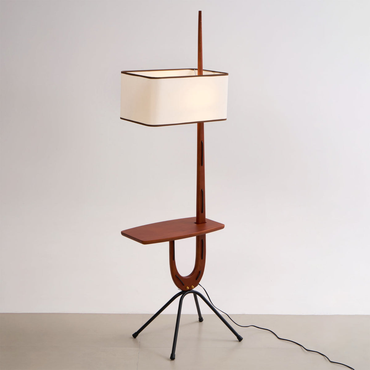 Vemara lampada da terra in legno Stile di metà secolo