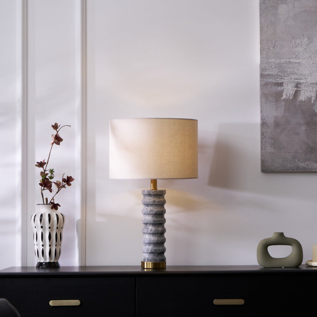 Petirielle lampada da tavolo in Pietra moderna