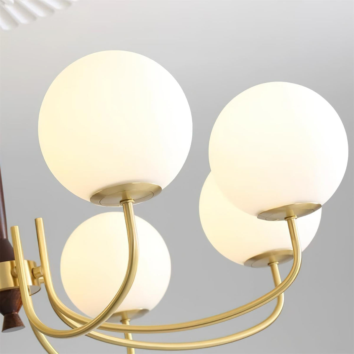 Veslo lampadario in ottone e legno con Paralume Sferico