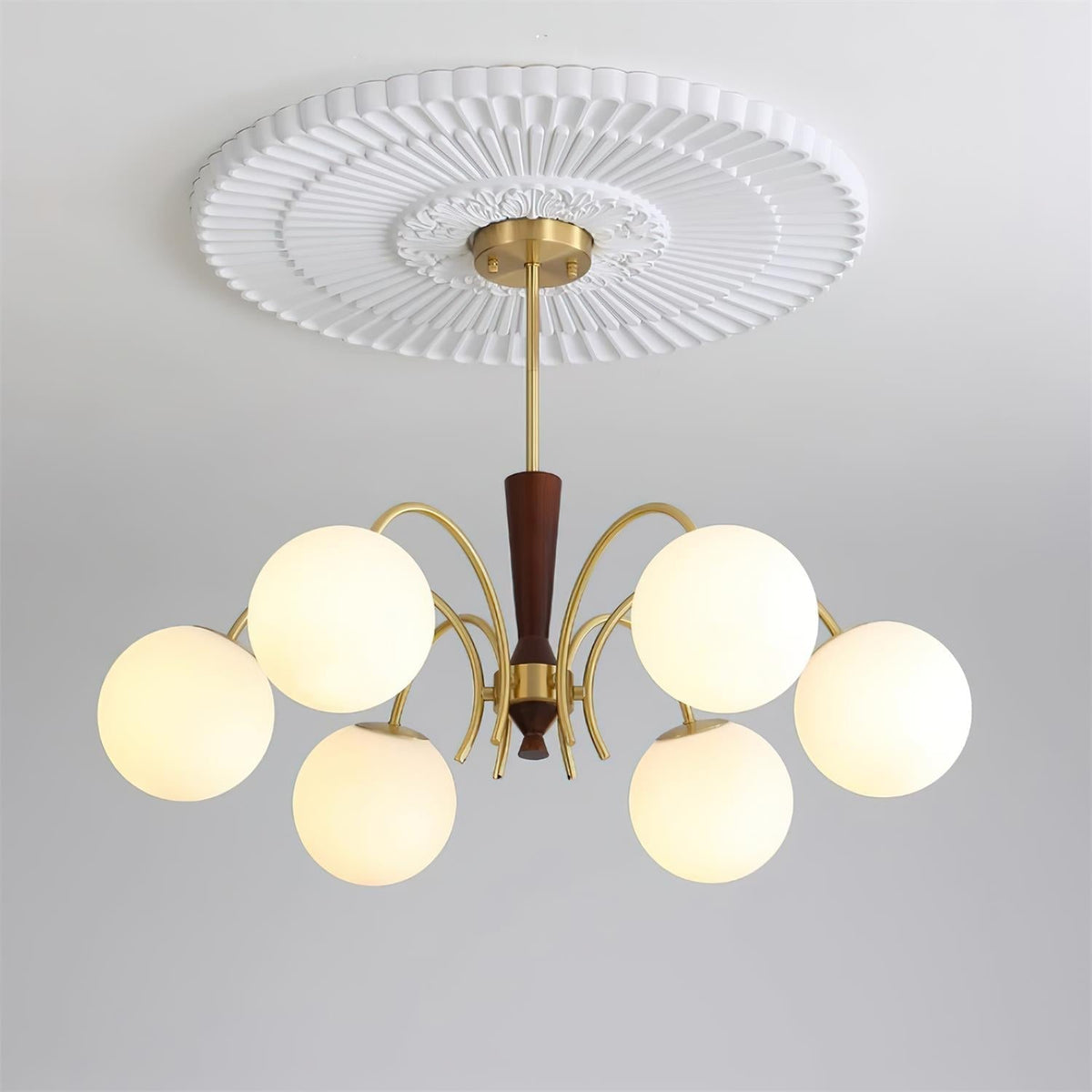 Veslo lampadario in ottone e legno con Paralume Sferico