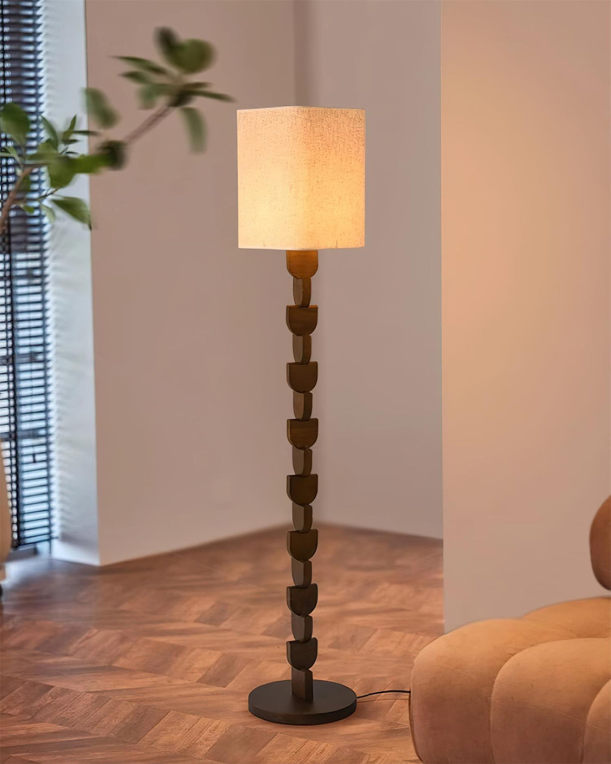 Rinoreria lampada da terra in legno
