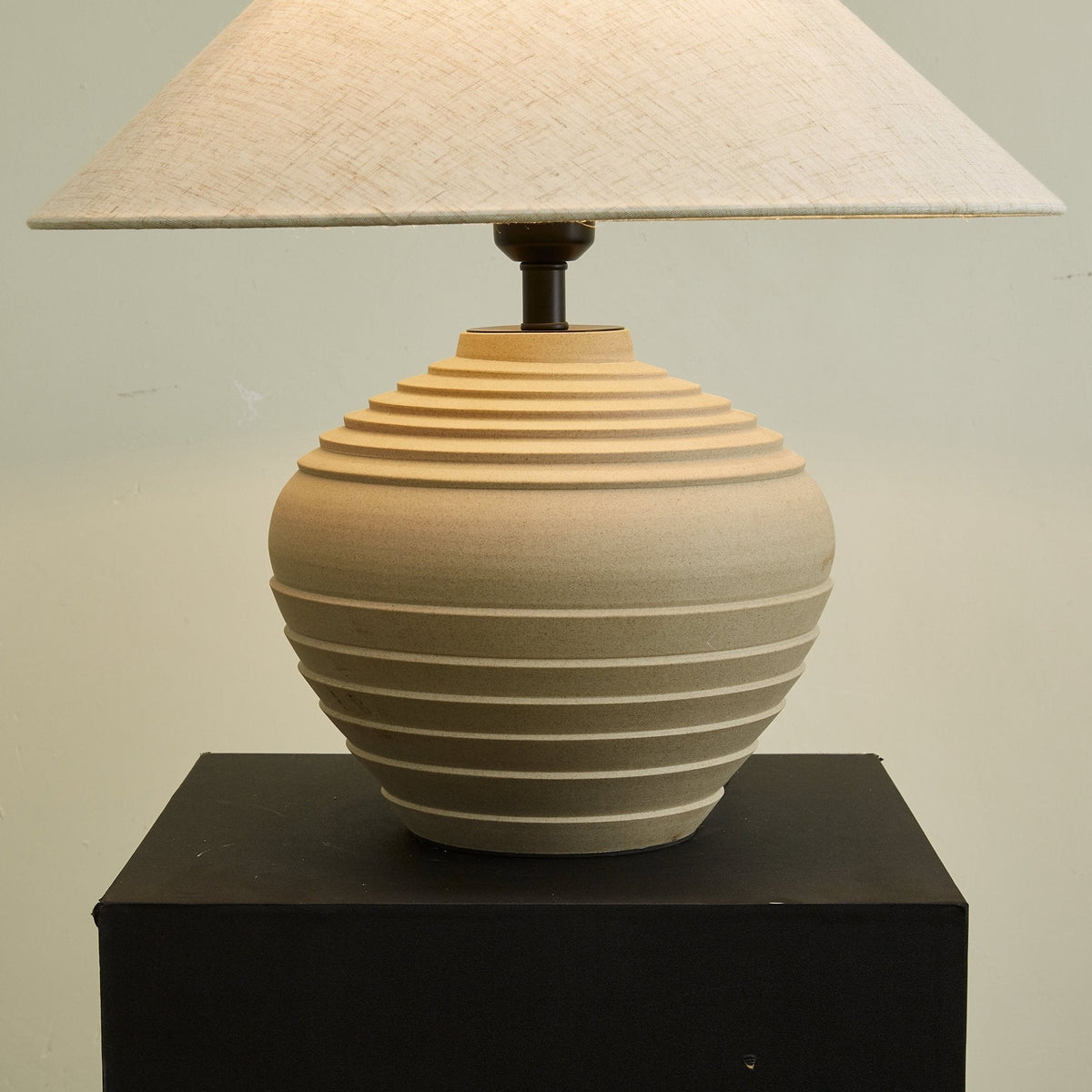 Serano lampada da tavolo Rustic Ridge Beige