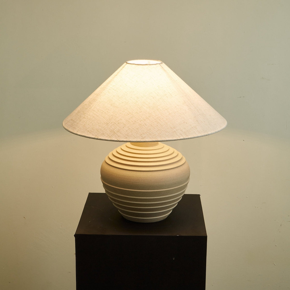 Serano lampada da tavolo Rustic Ridge Beige