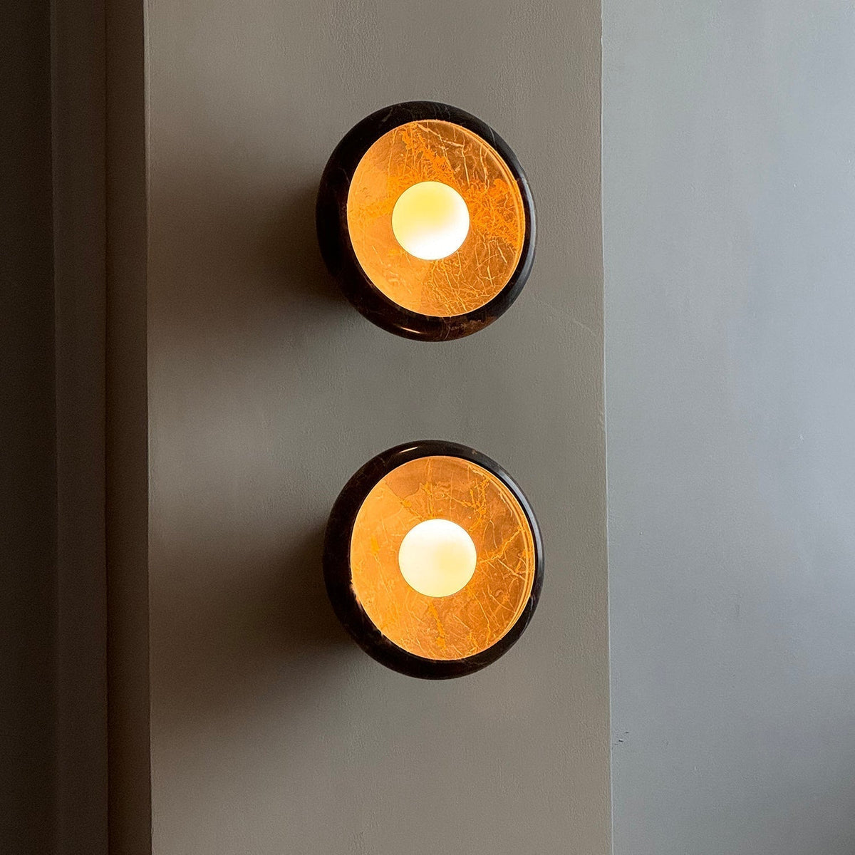 Onvix Natural Onyx lampada da parete