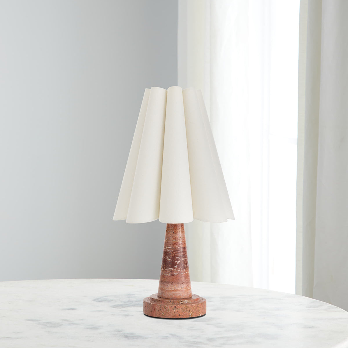 Orelorella lampada da tavolo