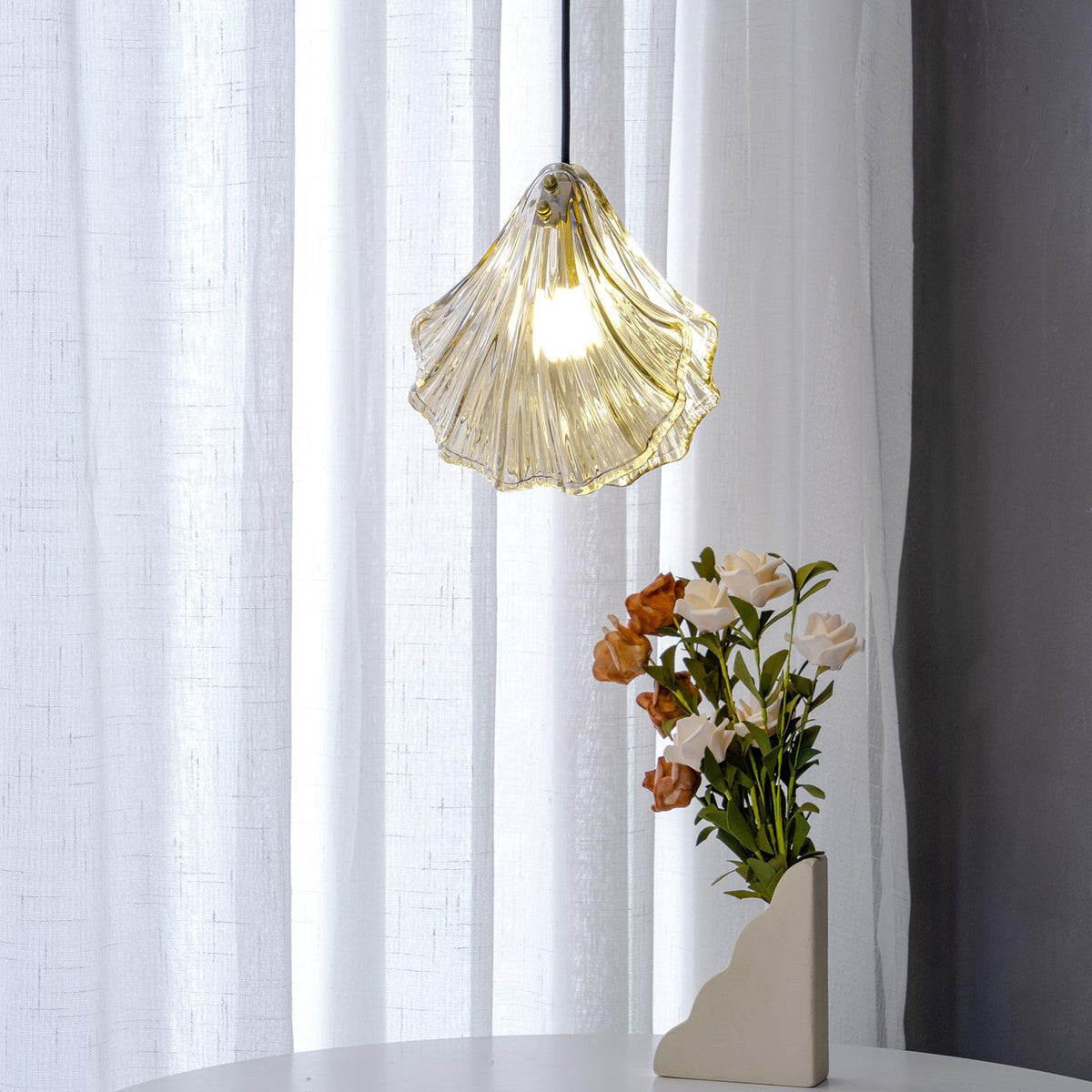 Covene lampada a sospensione in vetro Nordic Art Shell Swag