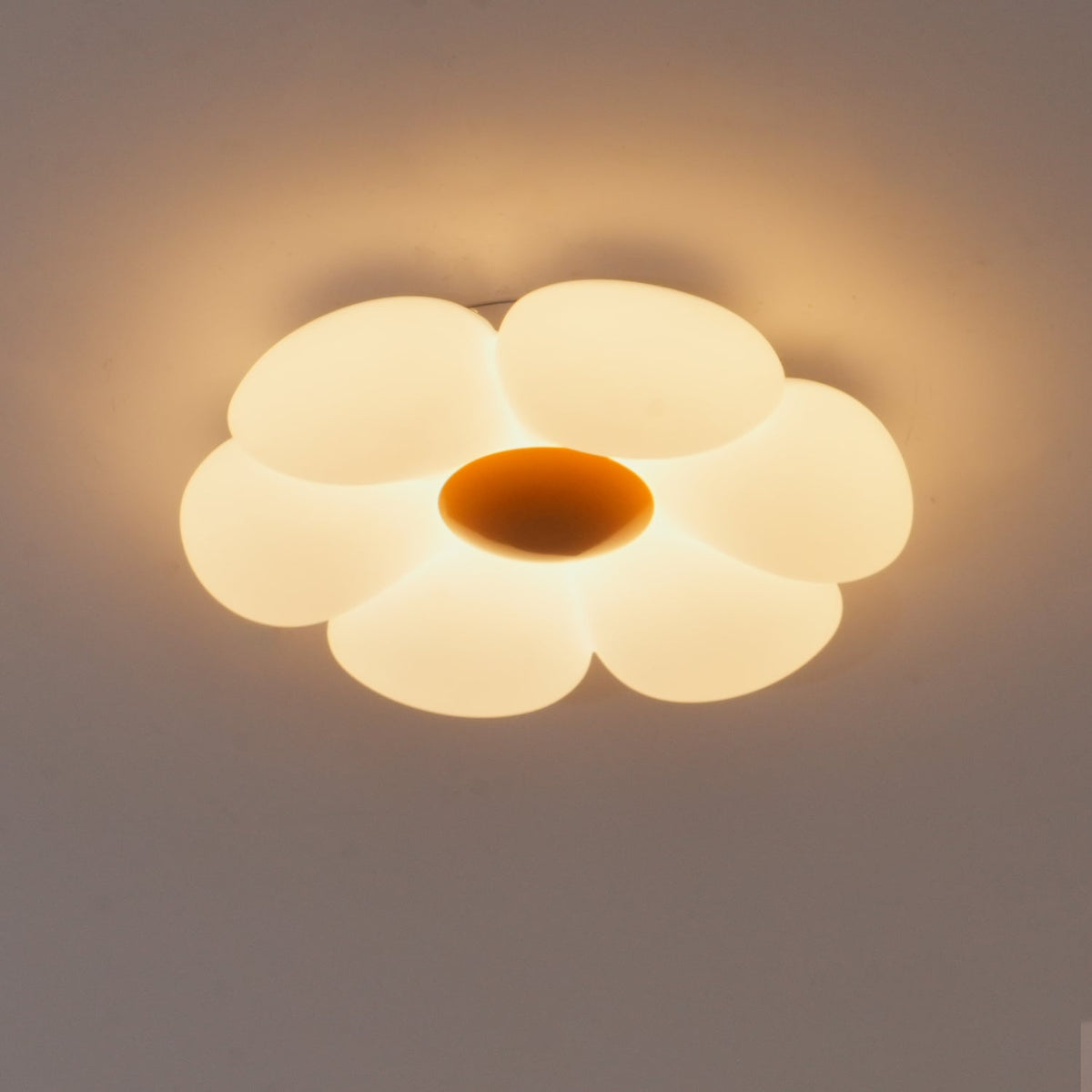 Liorinella lampada da soffitto a forma di fiore a sei petali per camera da letto bambini