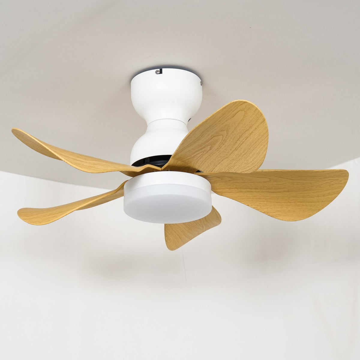 Elvanelle Ventilatore da soffitto con luce in legno noce