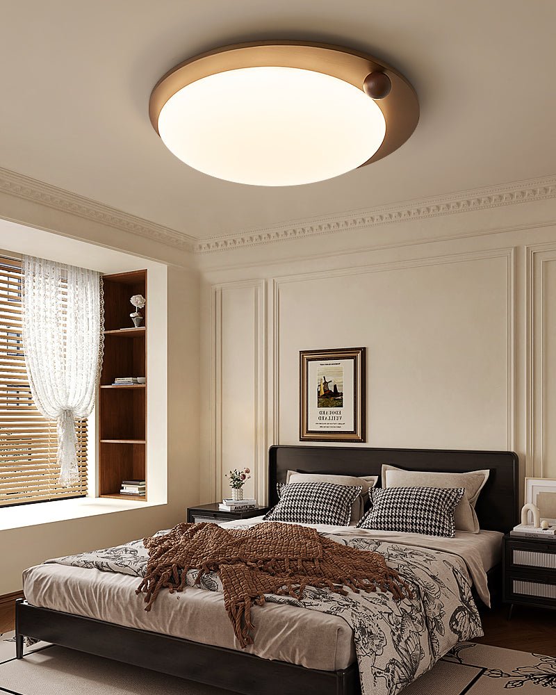 Lampada da soffitto con cornice in legno di noce