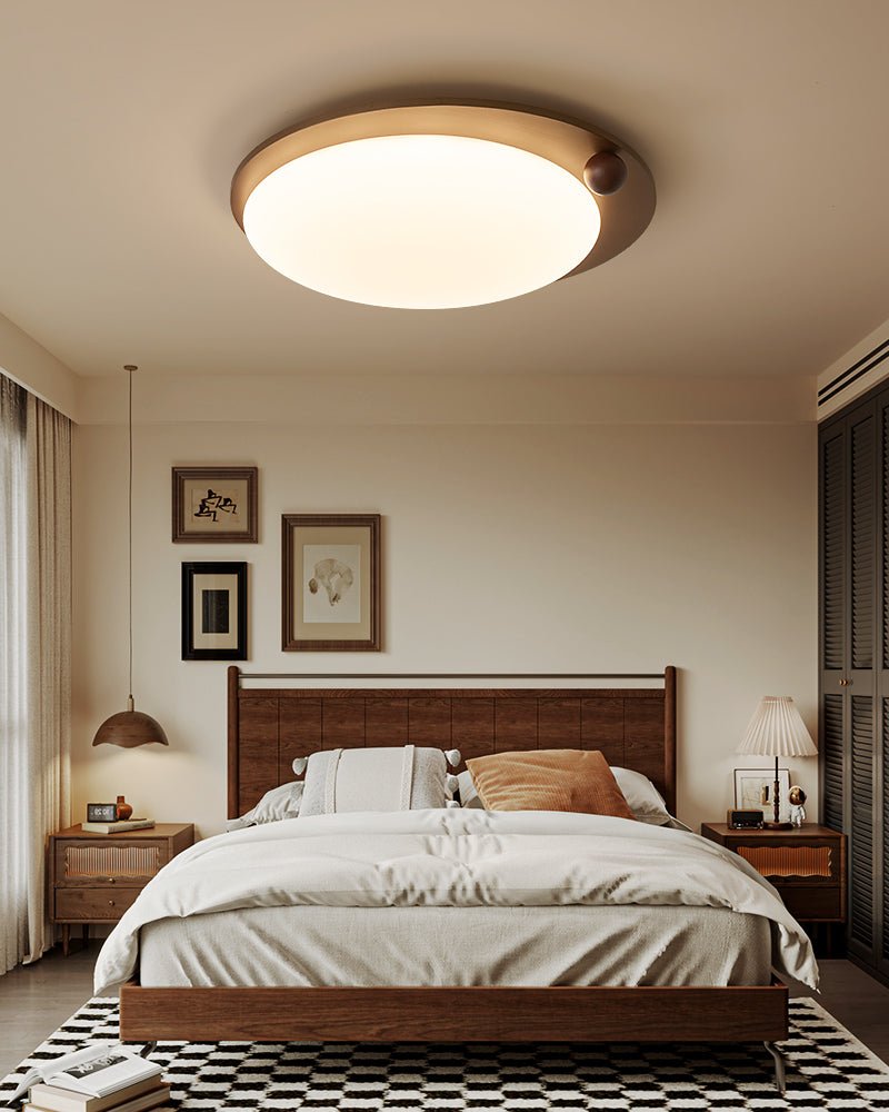 Lampada da soffitto con cornice in legno di noce
