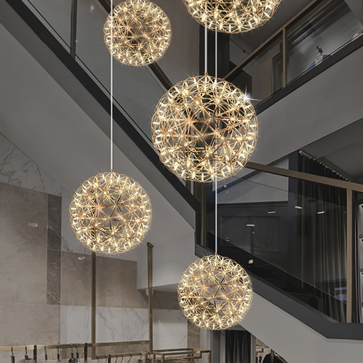 Sylvarin lampada a sospensione con sfera scintillante in oro