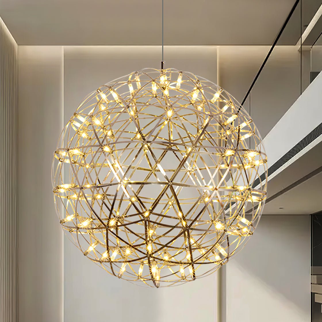 Sylvarin lampada a sospensione con sfera scintillante in oro