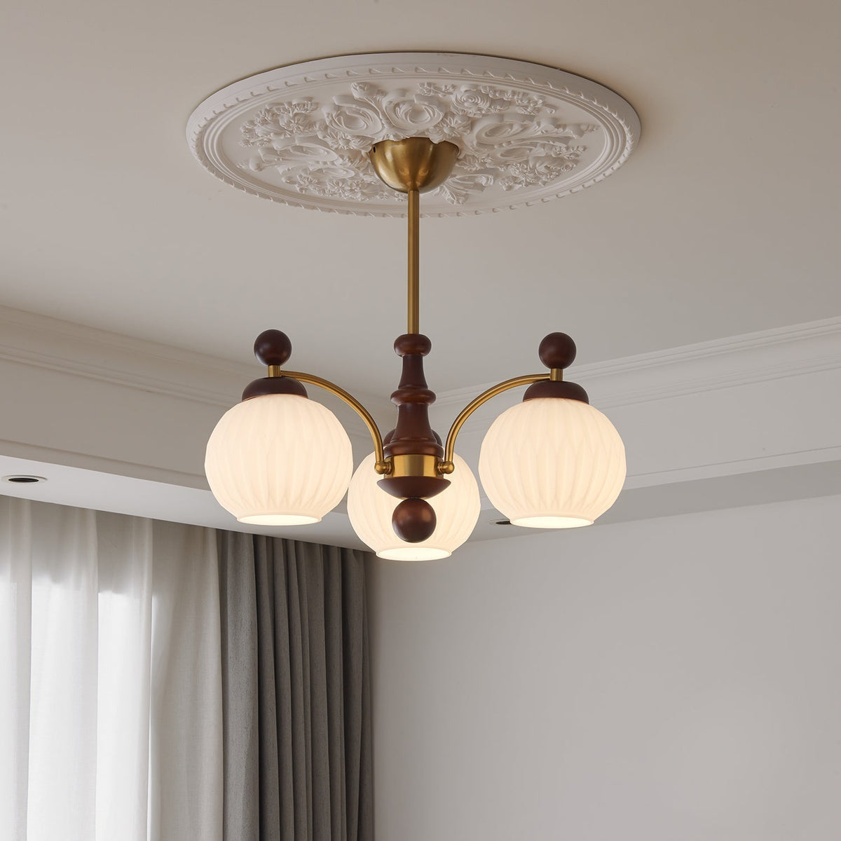 Vedoror lampadario classico Tradizionale in legno e vetro a globo