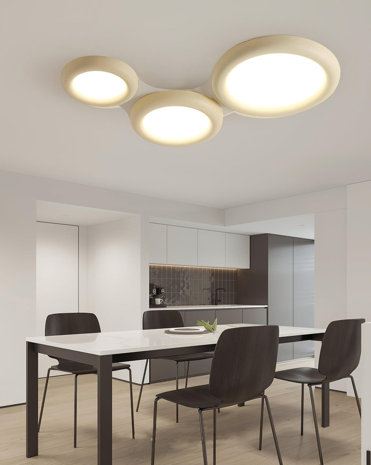 Lampada da soffitto beige plafoniera con rosone minimalista