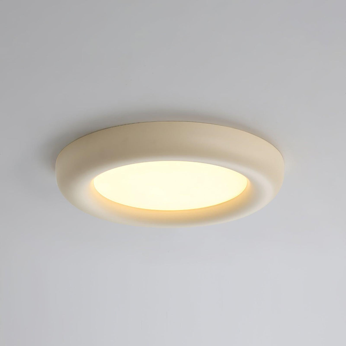 Lampada da soffitto beige plafoniera con rosone minimalista