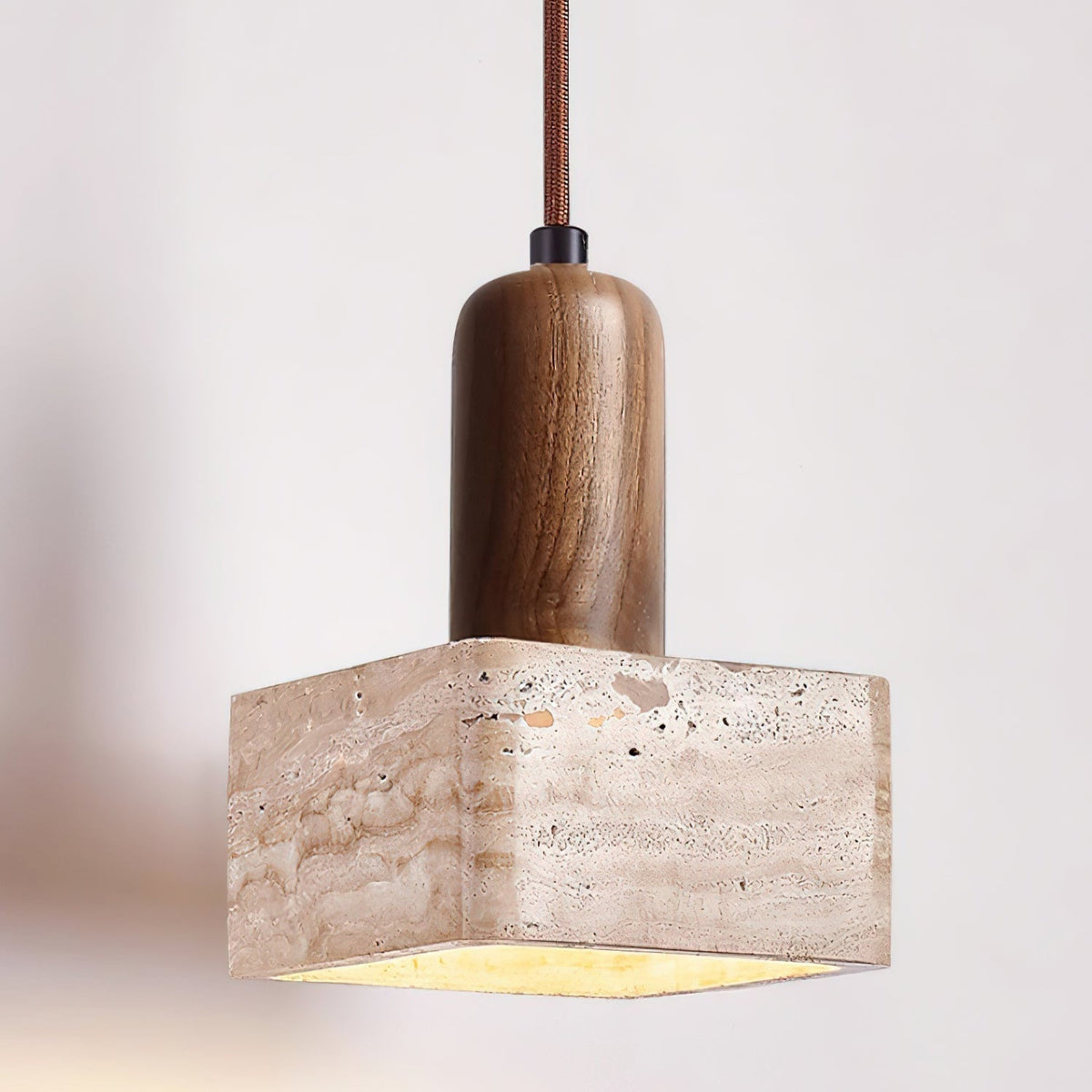Lava lampada a sospensione in travertino quadrato