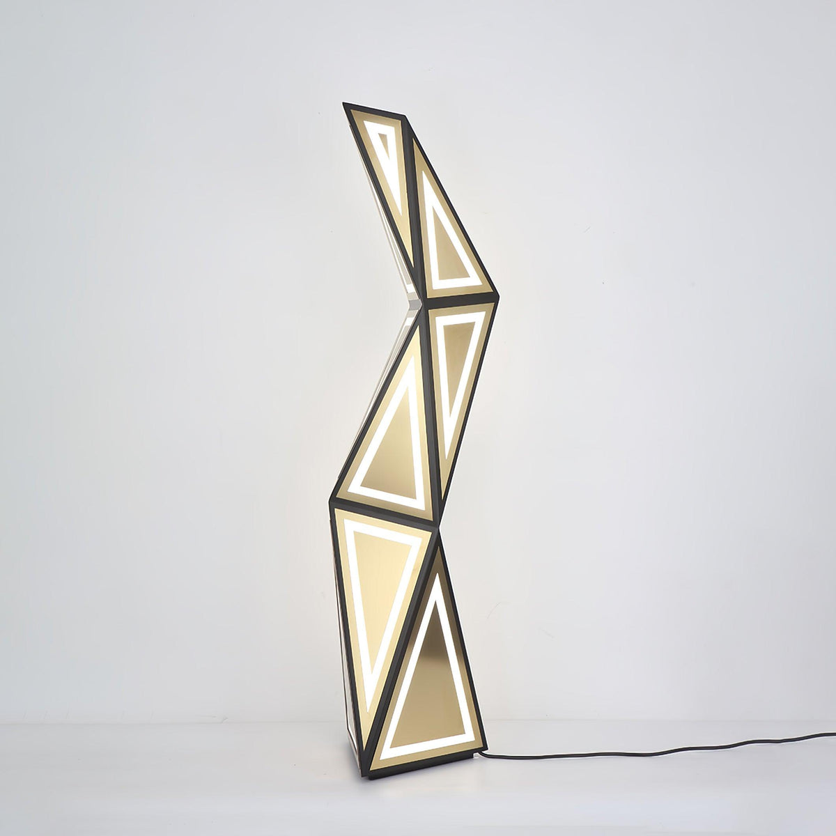 Evvelora lampada da terra Geometrica LED