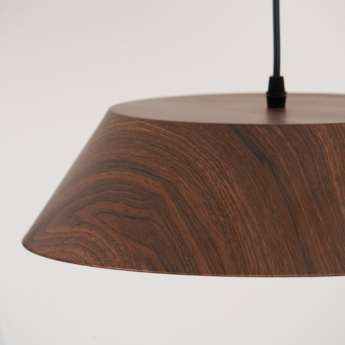 Novain lampada a sospensione con effetto legno