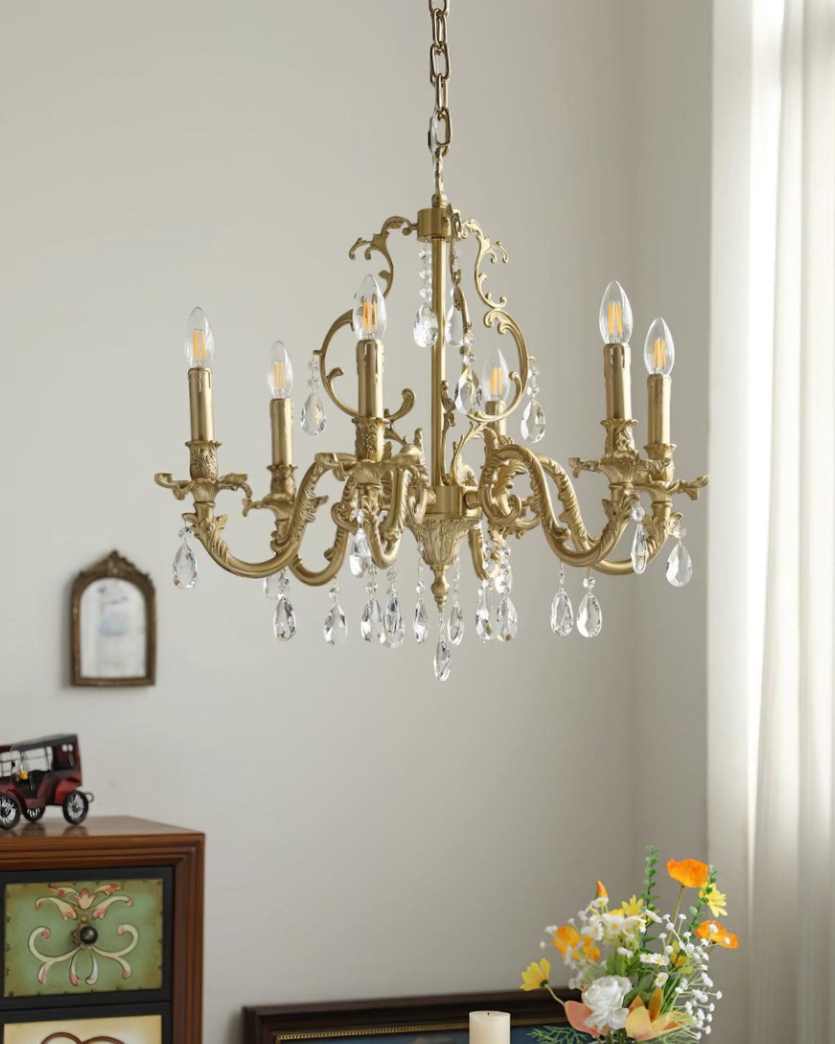 Elvion Lux Lampadario Classico di Lusso in Ottone e Cristallo - Relic Pieces