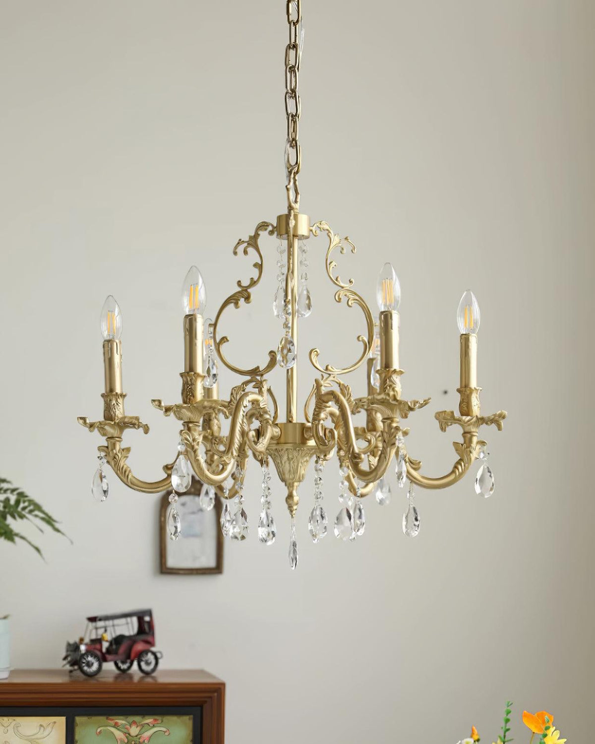Elvion Lux Lampadario Classico di Lusso in Ottone e Cristallo - Relic Pieces