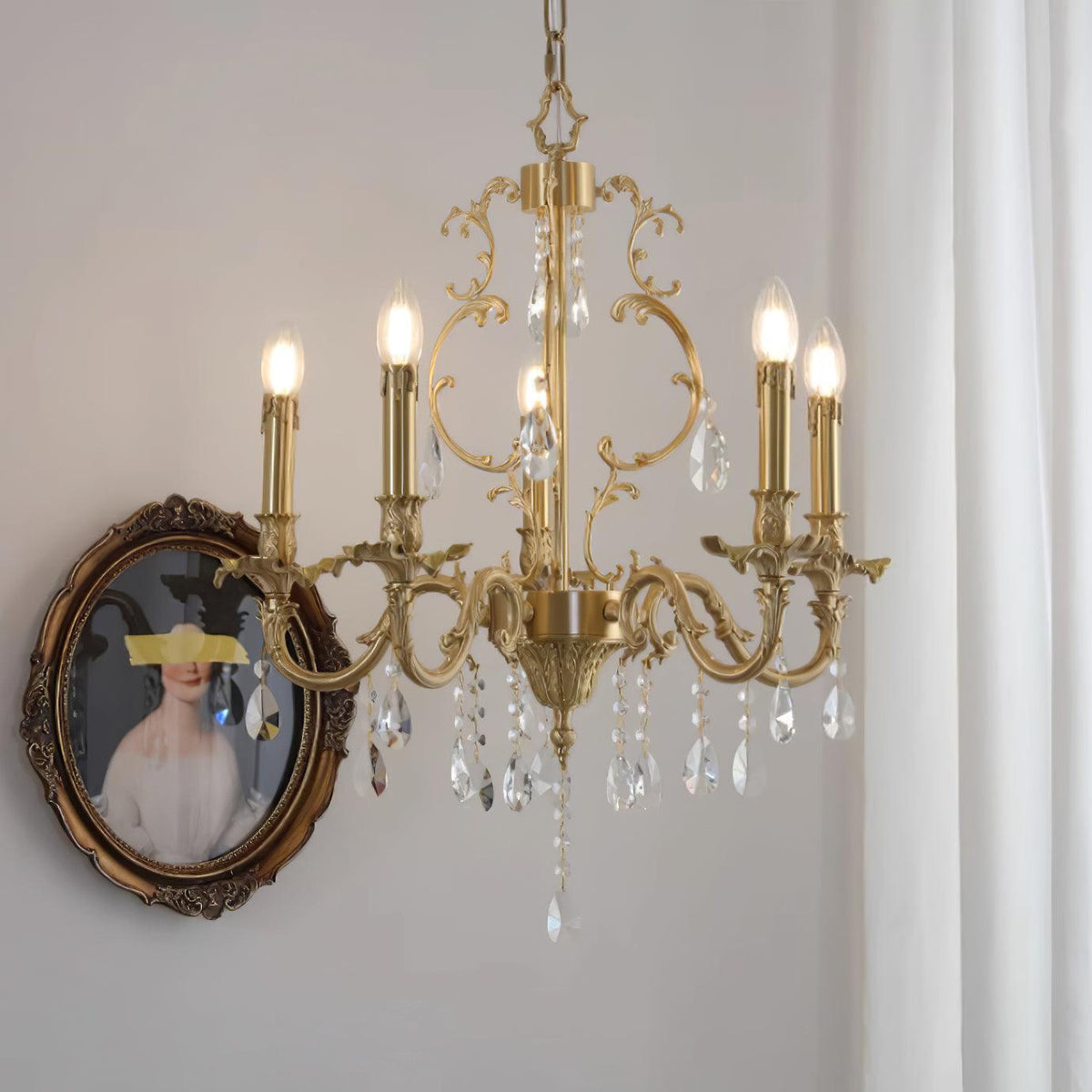 Elvion Lux Lampadario Classico di Lusso in Ottone e Cristallo - Relic Pieces