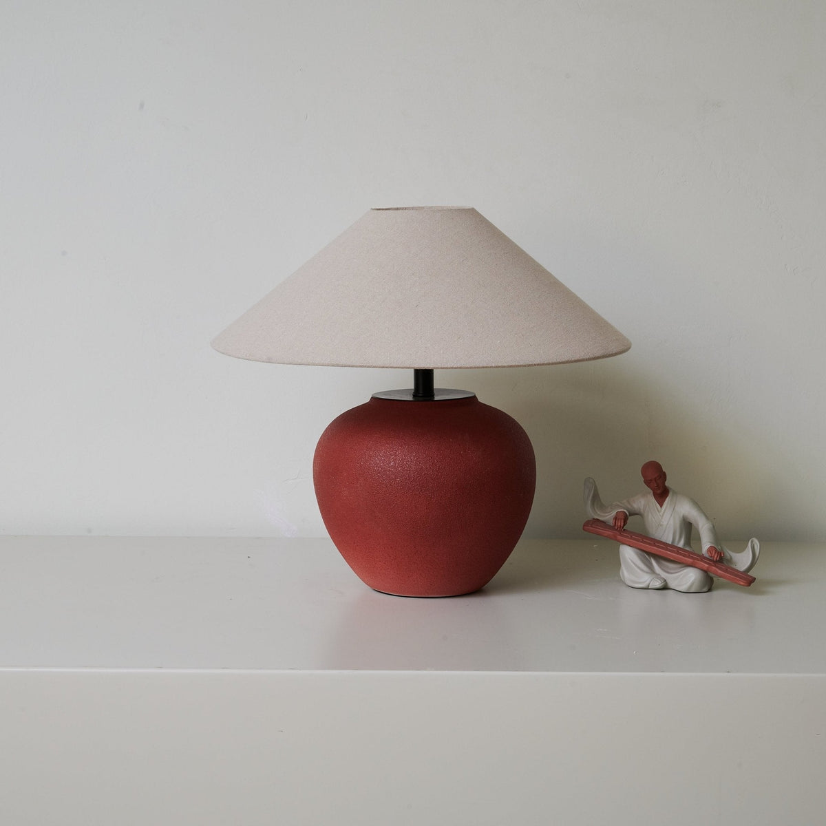 Kiara lampada da tavolo minimalista in Ceramica