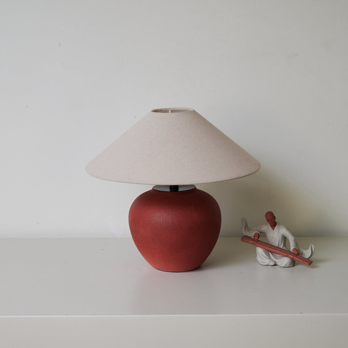Kiara lampada da tavolo minimalista in Ceramica