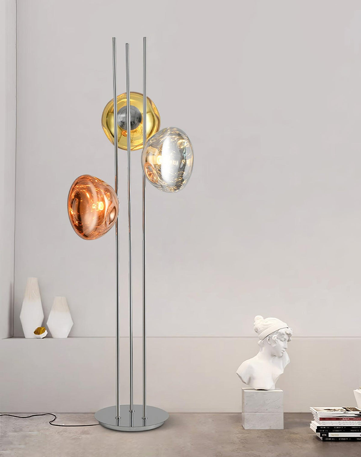 Gevara lampada da terra contemporanea