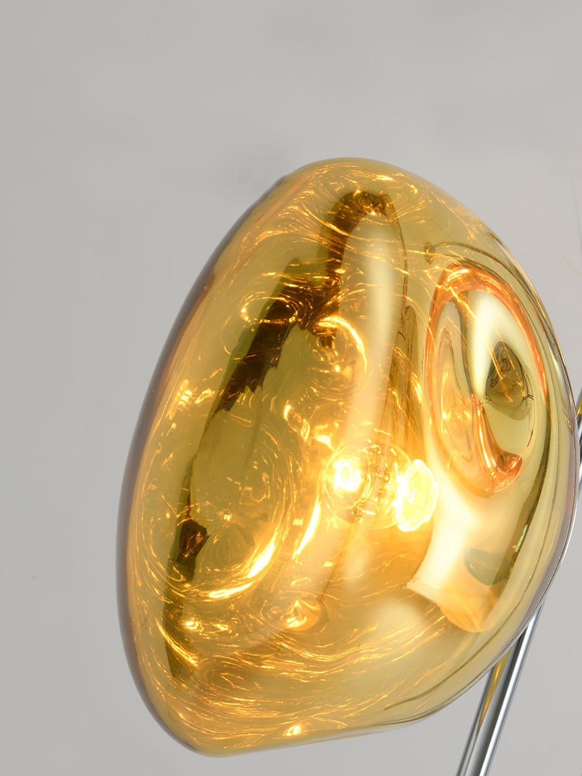 Gevara lampada da terra contemporanea