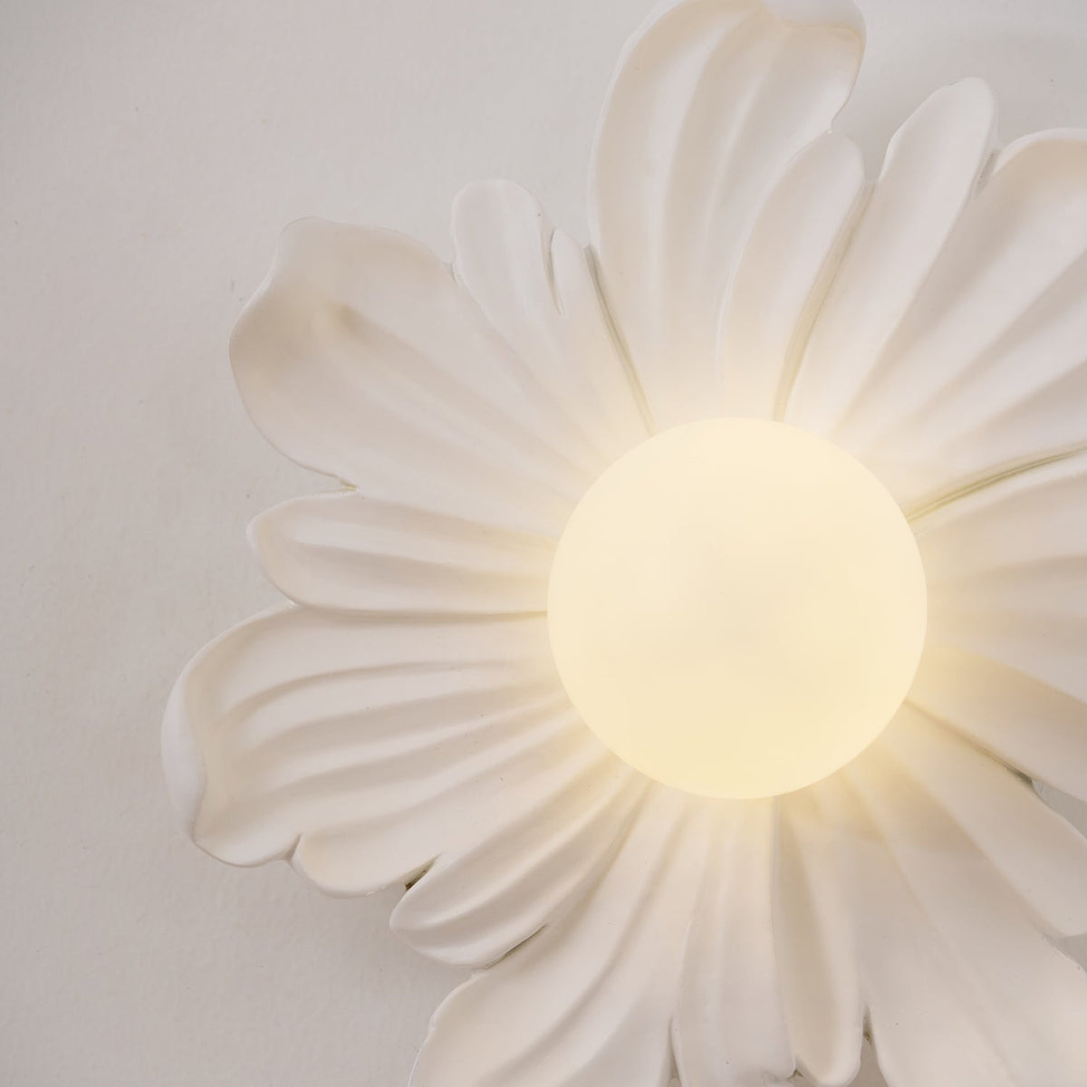 Tina lampada da parete a fiore