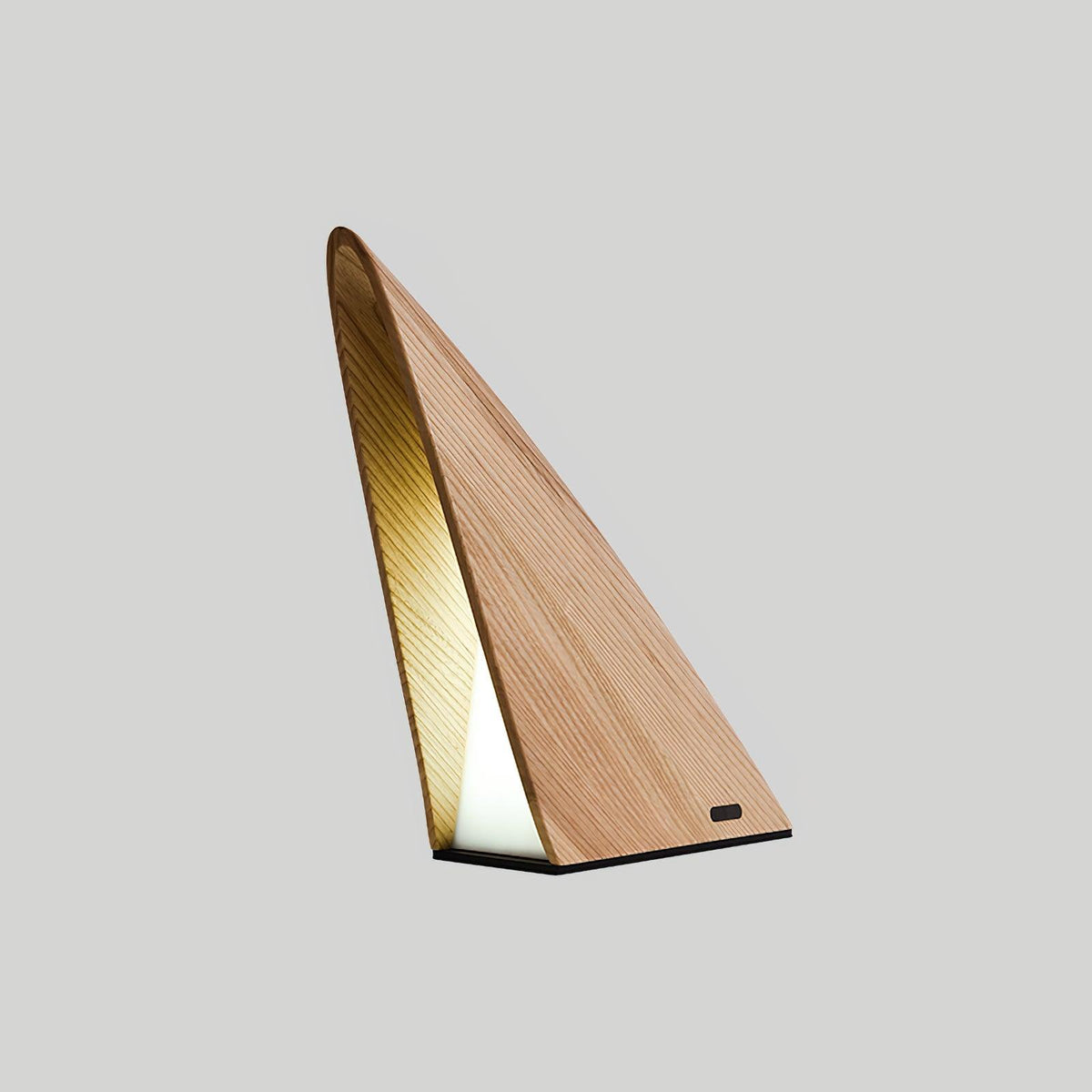 Justin lampada da tavolo minimalista in legno