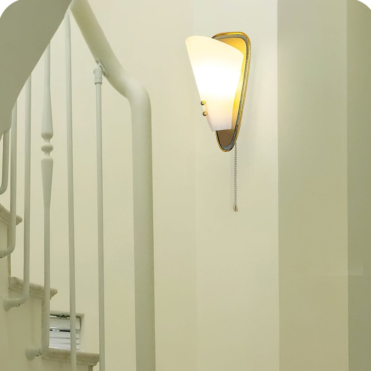 Auremont lampada da parete Triangolare