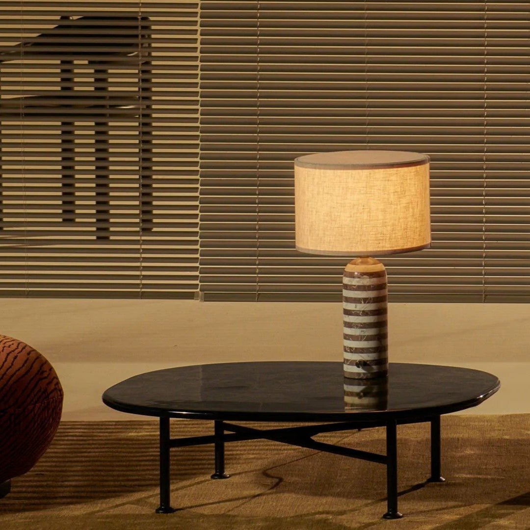 Avery lampada da tavolo contemporanea