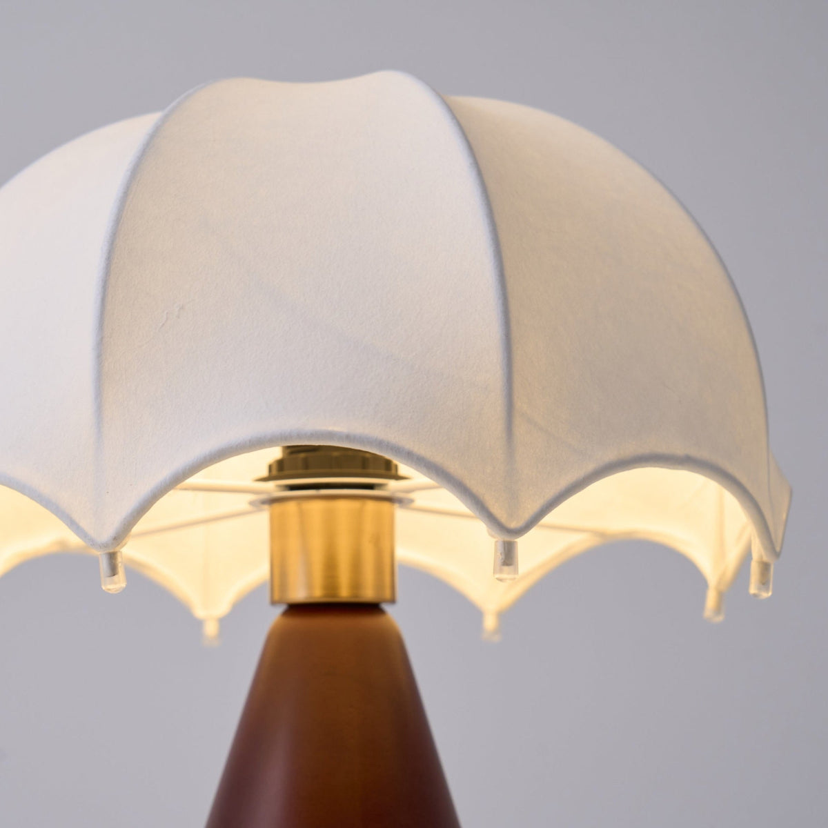 Parasol lampada da tavolo in legno