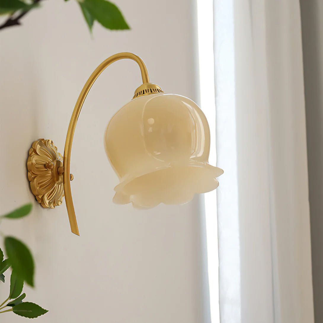 Dazell Art Flower lampada da parete in ottone e resina floreale