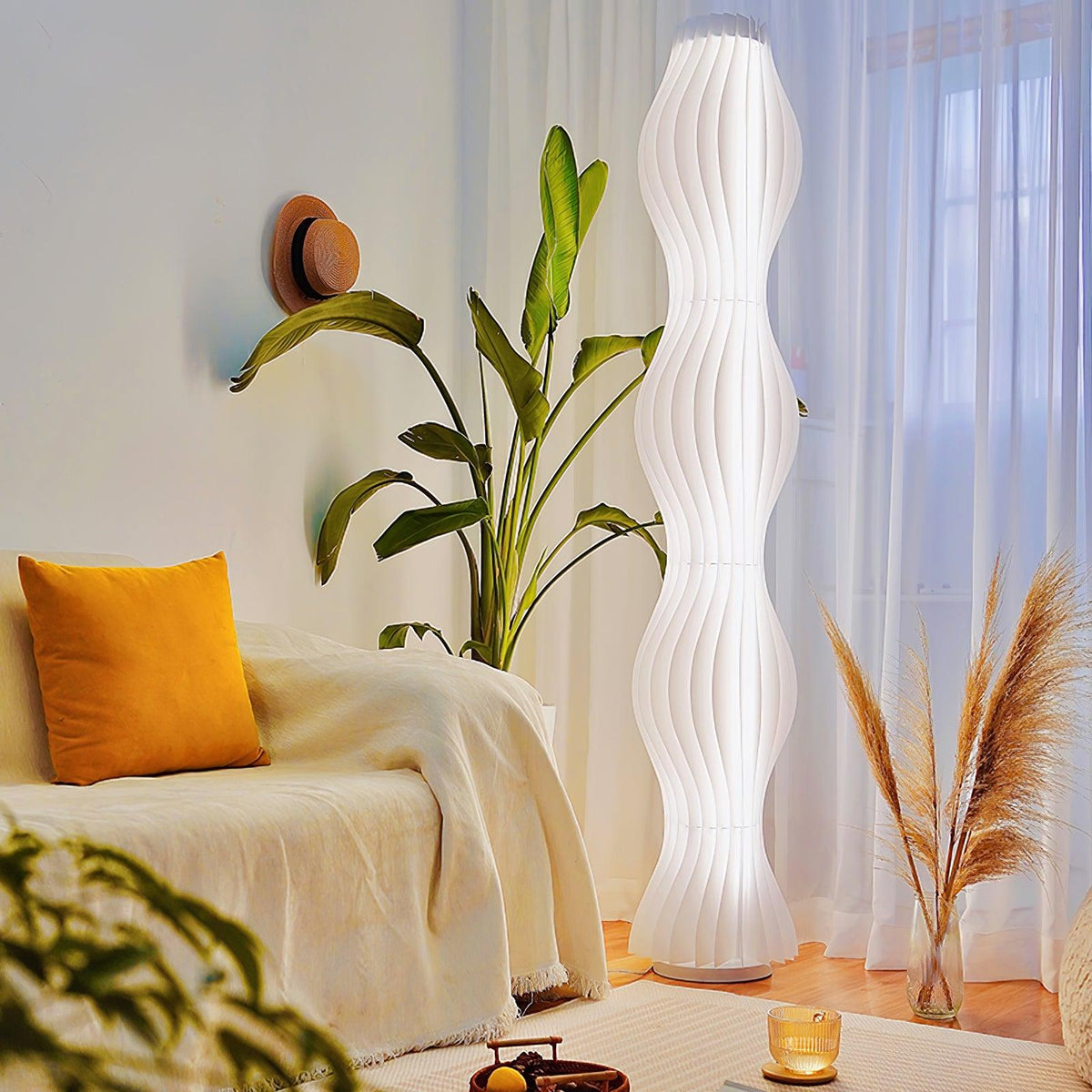 Dotha lampada da terra contemporanea