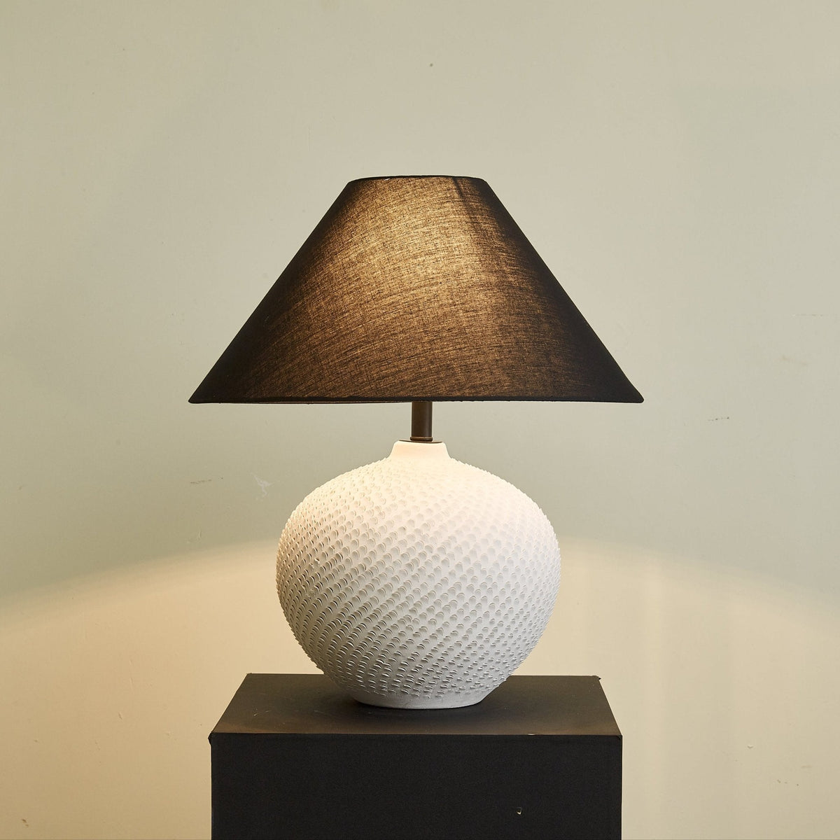 Elaarelle lampada da tavolo minimalista in Ceramica