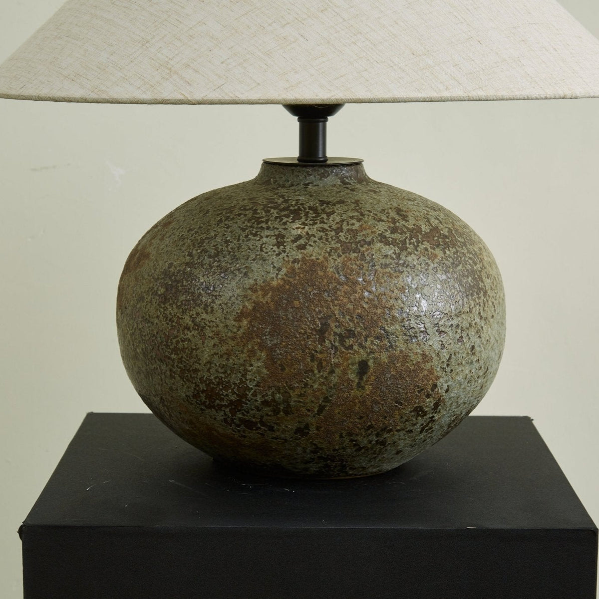 Faye lampada da tavolo in Ceramica moderna