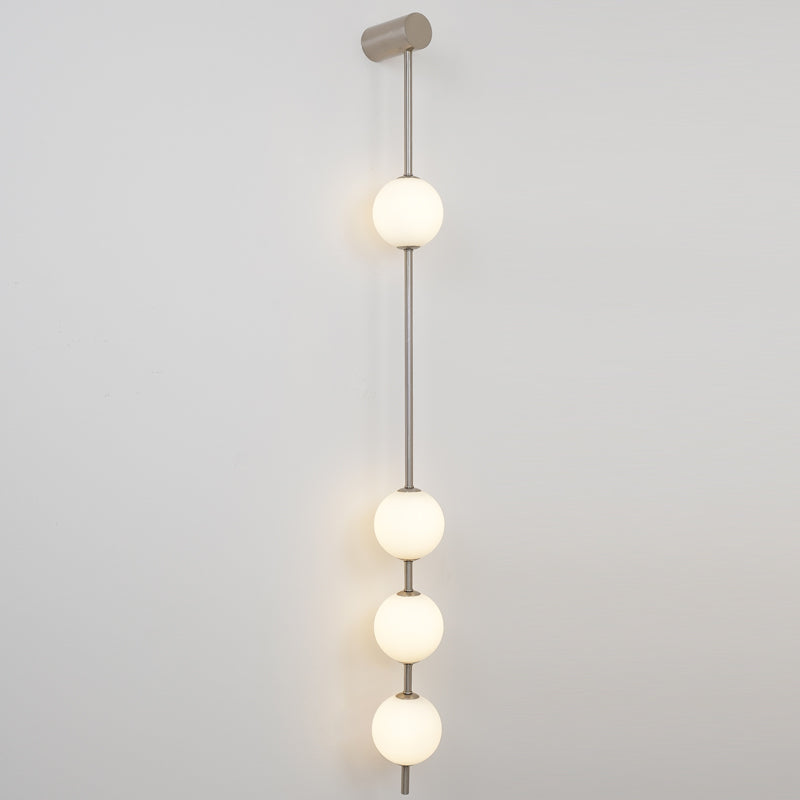 Soloiella lampada da parete Verticali Sferiche ottone a globo