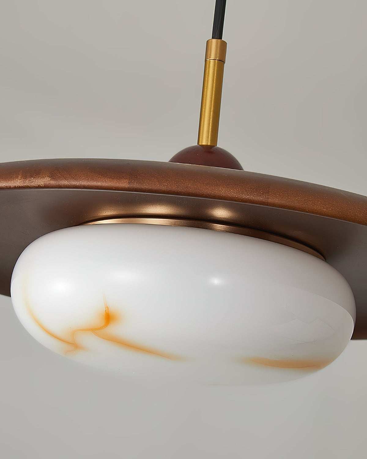 Viraeriella lampada a sospensione
